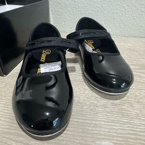 Mary Jane beg.tap girls black shoes -dance class size 10